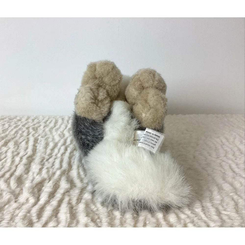 Defenders Of Wildlife Howling Wolf Plush Stuffed Animal Gray & Ivory EUC 9 Inch